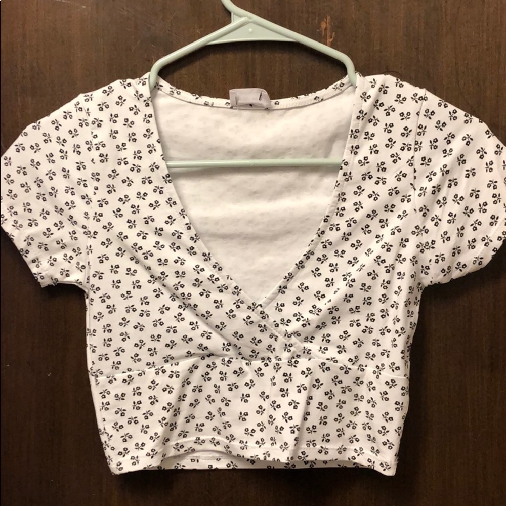 White floral crop top